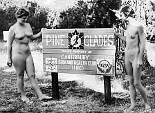 Pineglades gate sign
